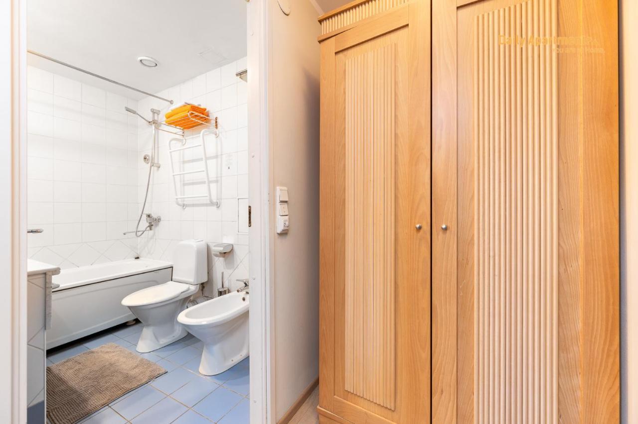 Daily Apartments - Apartment With Bath Tallinn Kültér fotó
